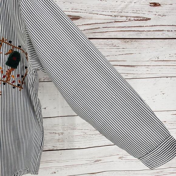 That's The Way To Go Women's Striped Embroidered Button Front Top XL - Picture 5 of 12